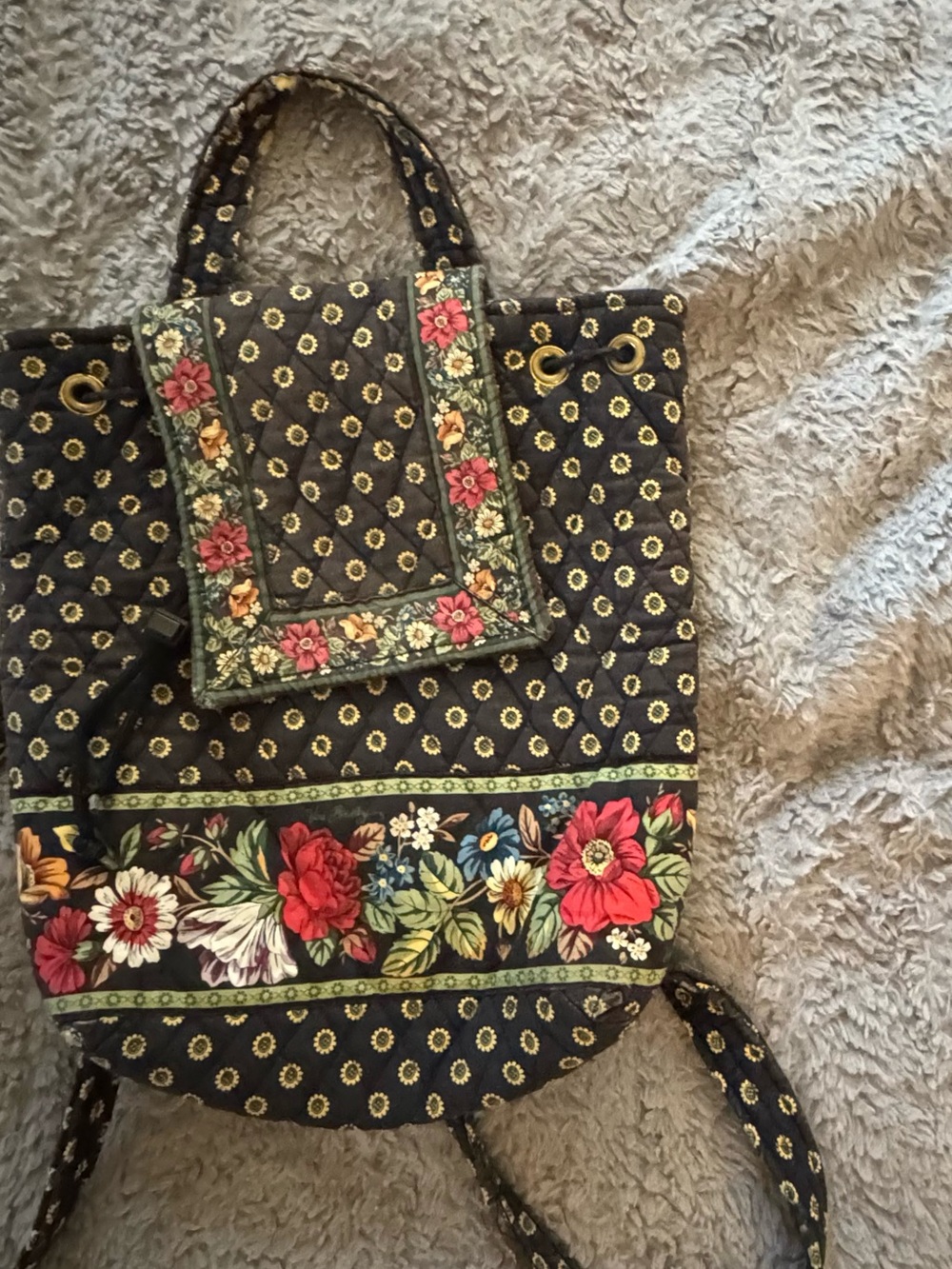 VERA BRADLEY Vintage Quilted Floral Drawstring Backpack Tote - Picture 5 of 13